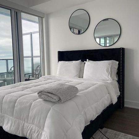 1 Bedroom Waterfront Condo Toronto Eksteriør billede
