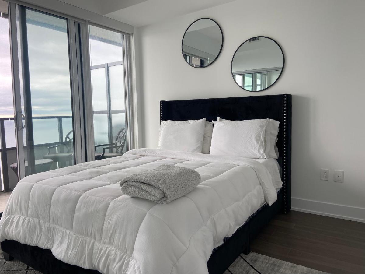 1 Bedroom Waterfront Condo Toronto Eksteriør billede